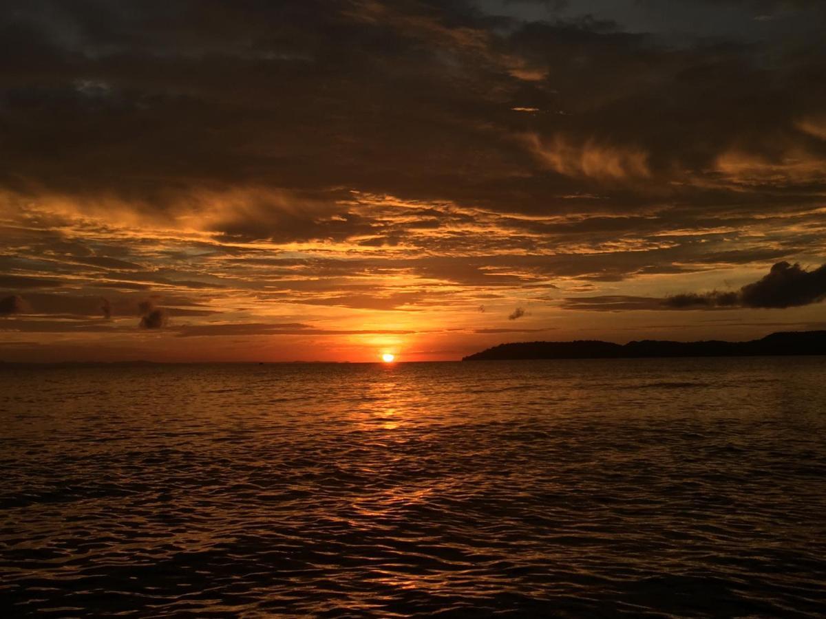Ta-Lay Time Kohmak Hotell Koh Mak Exteriör bild